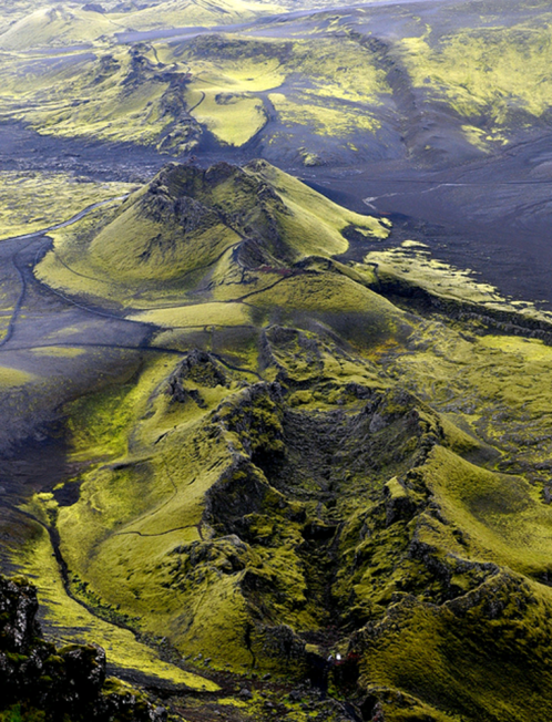 De kraterrij van de Lakagígar vulkaanuitbarsting in IJsland in 1783-1784